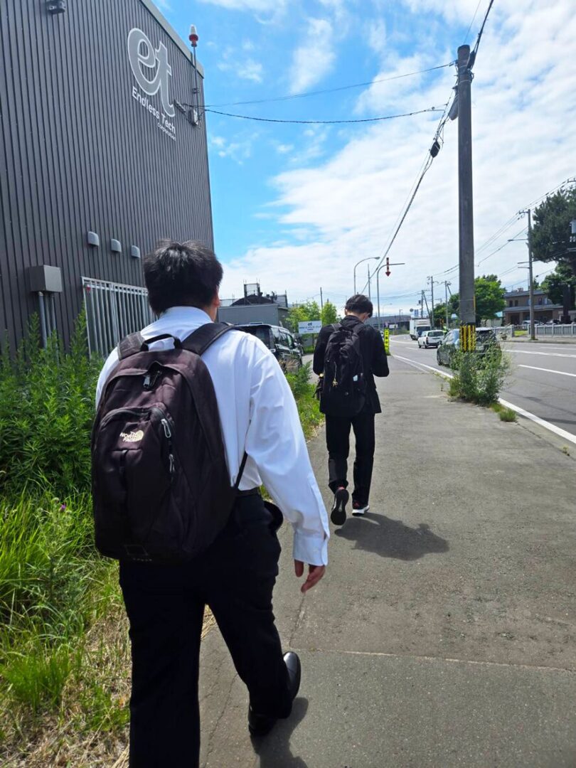 え〜本日は、企業見学日和なのだ!の巻
