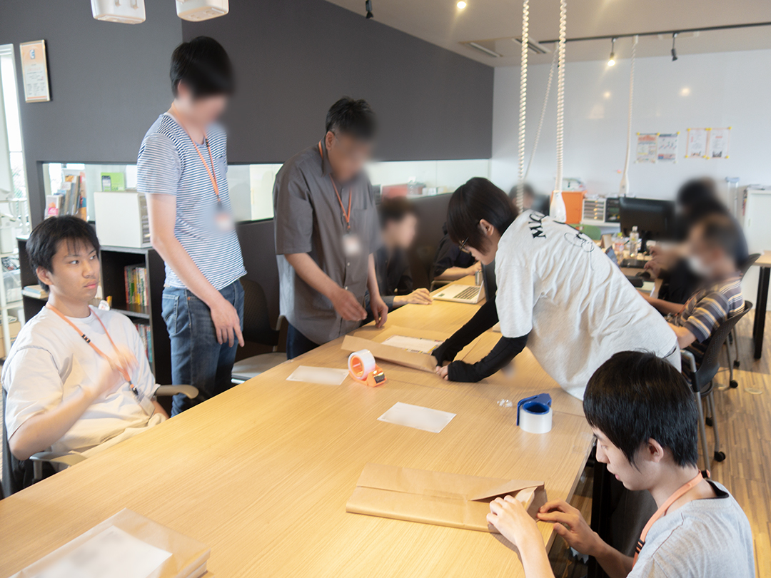 チラシ発送の軽作業