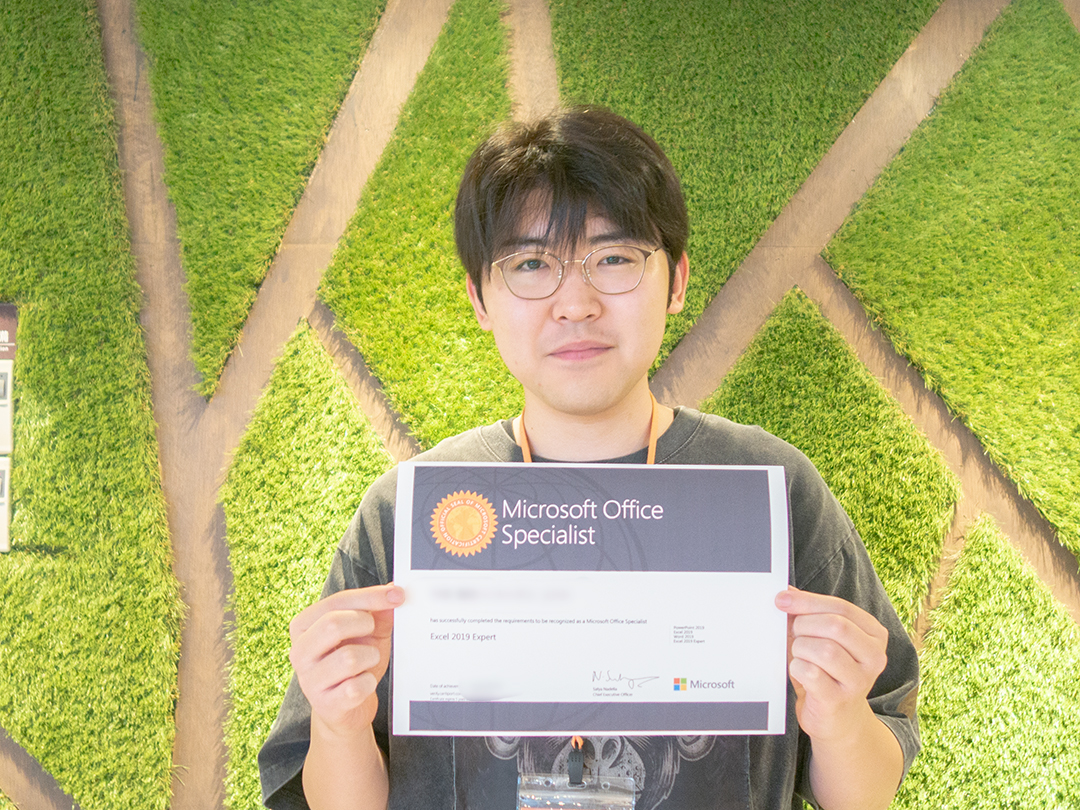 MOS資格取得が2人！